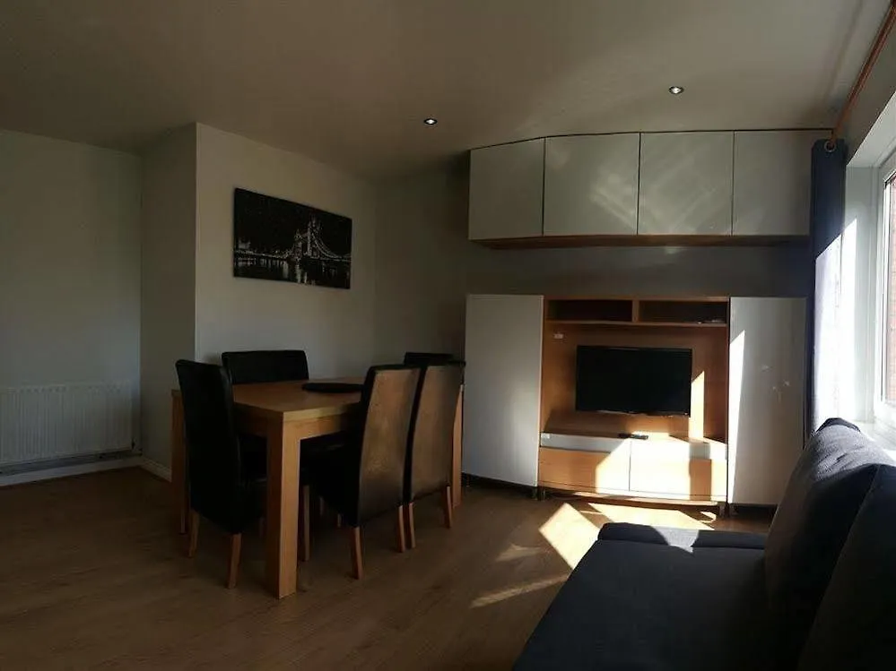Stranmillis Court Apartment Belfast